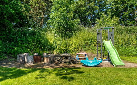 Nina - 700M to the Fjord: Grass, Grassland, Landscape, Ecoregion, Plain, Plant Community, Land Lot, Outdoor Furniture, Prairie, Shrubland