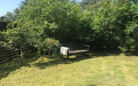 Ruka - 350M from the Sea: Shrub, Land Lot, Garden, Lawn, Shade, Backyard, Yard, Park, Landscaping