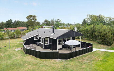 Frudde - 400M from the Sea: Roof, House, Home, Cottage, Siding, Estate, Driveway, Garden Buildings, Yard, Shed