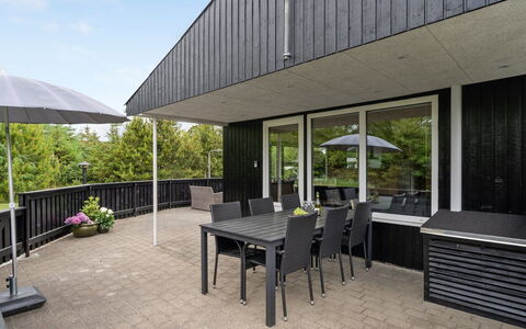 Frudde - 400M from the Sea: Roof, House, Home, Cottage, Siding, Estate, Driveway, Garden Buildings, Yard, Shed
