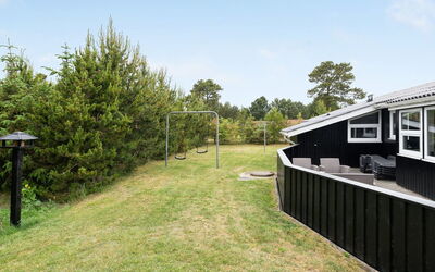Frudde - 400M from the Sea