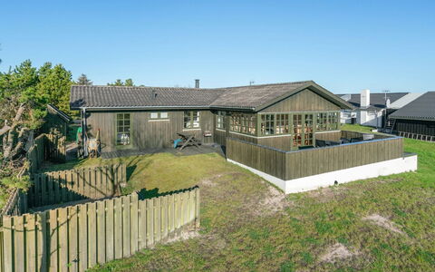 Annabell - 150M from the Sea: Residential Area, Roof, Suburb, Driveway, Estate, Chimney