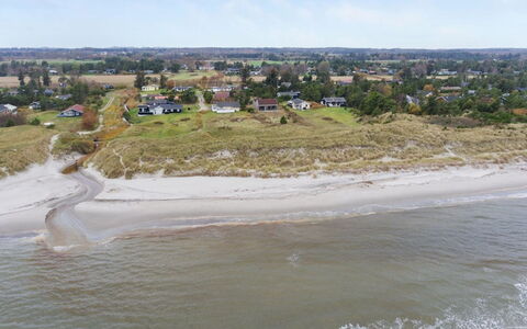 Annabell - 150M from the Sea: Residential Area, Roof, Suburb, Driveway, Estate, Chimney