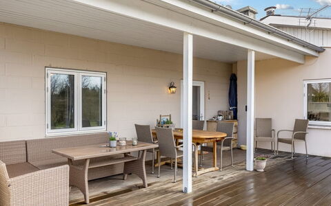 Gerko - 150M from the Sea: Roof, House, Home, Cottage, Siding, Estate, Driveway, Garden Buildings, Yard, Shed