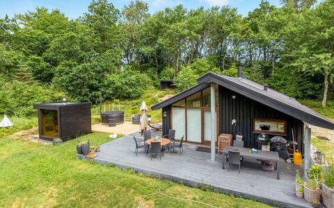 Thorine - 750M from the Sea: Wood, Home, Porch, Deck, Hardwood, Roof, Wood Stain, Wood Flooring, Eco Hotel