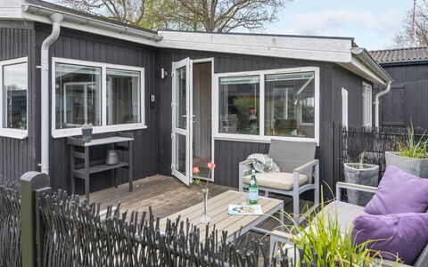 Aarto - 250M from the Sea: Roof, House, Home, Cottage, Siding, Estate, Driveway, Garden Buildings, Yard, Shed