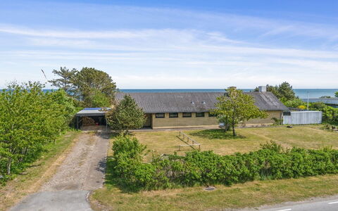 Kalist - 50M from the Sea: Roof, House, Home, Cottage, Siding, Estate, Driveway, Garden Buildings, Yard, Shed