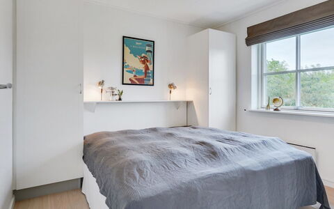 Sipi - 100M from the Sea: Bed, Bedroom, Furniture, Interior Design, Bedding, Bed Sheet, Wood, Flooring, Ceiling, Floor