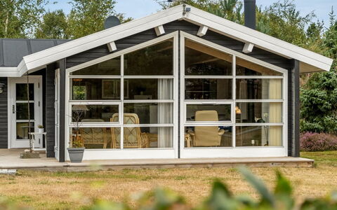 Jannus - 550M from the Sea: Wood, Cottage, Door, Garden Buildings, Outdoor Structure, Siding, Shed, Design, Log Cabin, Porch