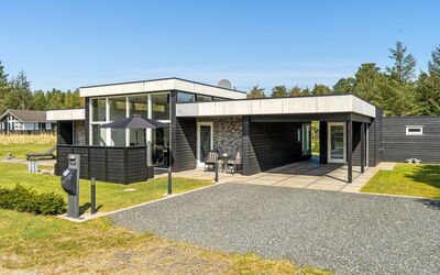 Elviira - 350M from the Sea