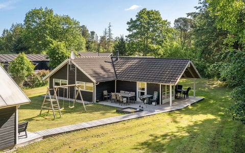 Elita - 1.7Km from the Sea: Thatching, Cottage, House, Roof, Home, Farmhouse, Hut, Estate, Village