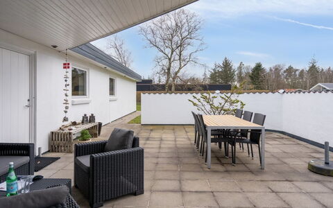 Helja - 125M from the Sea: Thatching, Cottage, House, Roof, Home, Farmhouse, Hut, Estate, Village