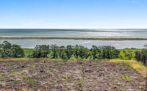 Mea - from the Sea: Sky, Blue, Horizon, Natural Landscape, Ecoregion, Grassland, Plain, Plant Community, Land Lot, Coastal And Oceanic Landforms