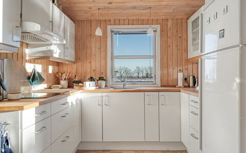 Mea - from the Sea: Kitchen Appliance, Kitchen, Flooring, Major Appliance, Wood, Countertop, Interior Design, Ceiling, Cabinetry, Floor