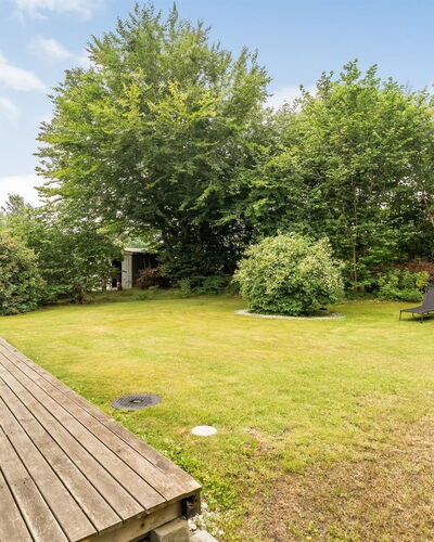 Farthin - 800M from the Sea