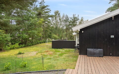 Ove - 500M from the Sea: Roof, House, Home, Cottage, Siding, Estate, Driveway, Garden Buildings, Yard, Shed