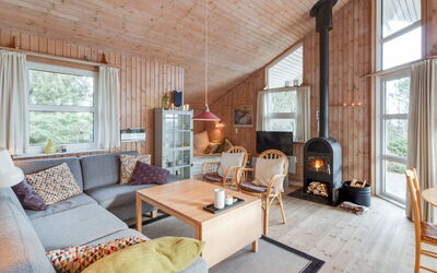 Jaakob - 4Km from the Sea