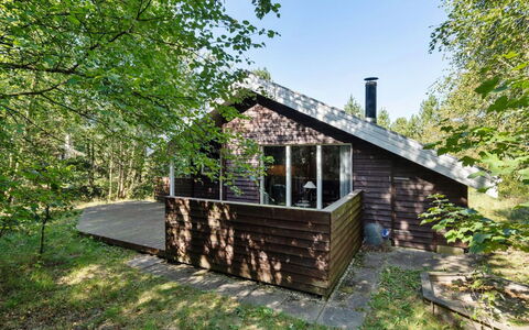 Jussi - 3.5Km from the Sea: Residential Area, Roof, Suburb, Driveway, Estate, Chimney
