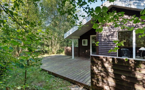Jussi - 3.5Km from the Sea: Residential Area, Roof, Suburb, Driveway, Estate, Chimney