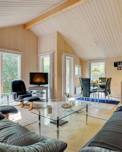 Jussi - 3.5Km from the Sea
