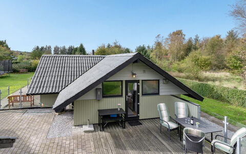 Tenho - 4.4Km from the Sea: House, Home, Roof, Cottage, Shrub, Siding, Door, Garden, Farmhouse
