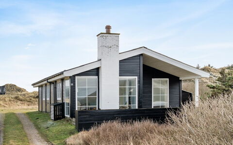 Zaharinka - 300M from the Sea: Home, Residential Area, House, Cottage, Roof, Land Lot, Siding, Garden, Estate, Lawn