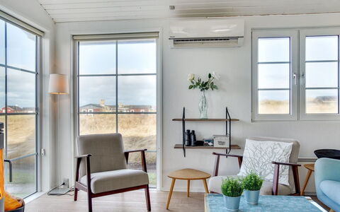Zaharinka - 300M from the Sea: Home, Residential Area, House, Cottage, Roof, Land Lot, Siding, Garden, Estate, Lawn