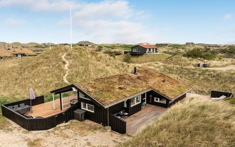 Nielsigne - 400M from the Sea: House, Home, Roof, Cottage, Shrub, Siding, Door, Garden, Farmhouse