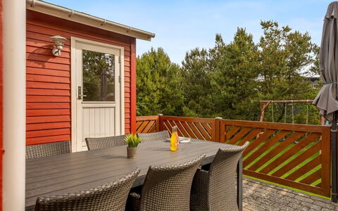 Yanne - 400M from the Sea: Roof, House, Home, Cottage, Door, Siding, Deck, Porch, Plank, Hardwood