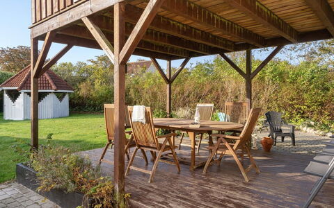 Hethin - 100M from the Sea: Grass, House, Roof, Home, Cottage, Shrub, Land Lot, Rural Area, Farmhouse, Groundcover