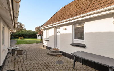 Hethin - 100M from the Sea