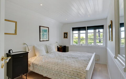Tamer - 500M to the Fjord: Bed, Interior Design, Bedroom, Flooring, Ceiling, Wood, Furniture, Floor, Bedding, Bed Sheet