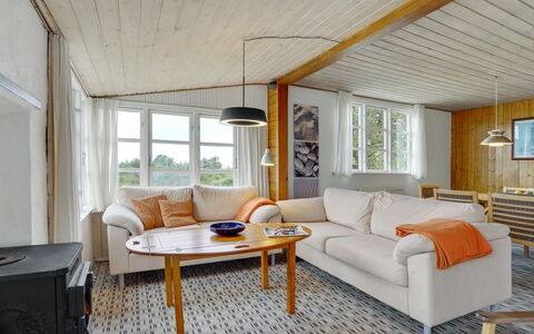 Githa - 100M to the Fjord: Blue, Shrub, Cottage, Groundcover, Garden, Estate, Shade, Landscaping, Farmhouse, Eco Hotel