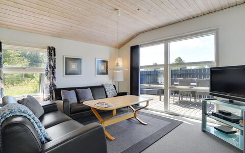Ordan - 800M from the Sea: Roof, House, Land Lot, Home, Cottage, Estate, Garden Buildings, Shade, Log Cabin, Landscaping