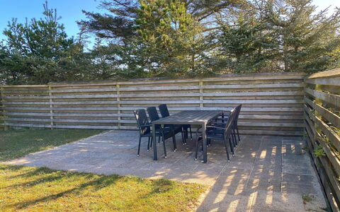 Justine - 600M from the Sea: Blue, Shrub, Cottage, Groundcover, Garden, Estate, Shade, Landscaping, Farmhouse, Eco Hotel