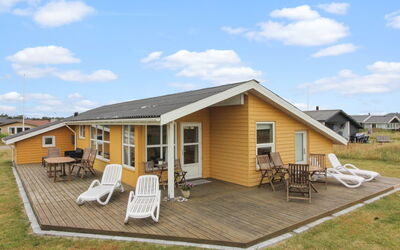 Adelbert - 400M from the Sea