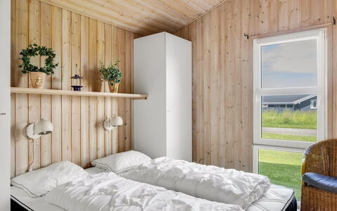 Ellen - 289M from the Sea: Bedroom, Bed, Wood, Furniture, Interior Design, Bedding, Bed Sheet, Floor, Flooring, Ceiling