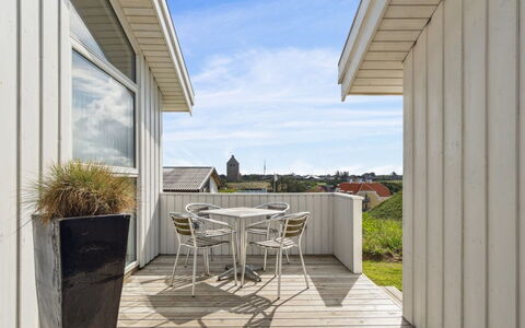 Ohto - 281M from the Sea: Wood, Wood Stain, Plank, Hardwood, Cottage, Deck, Siding, Shade, Wood Flooring, Garden Buildings