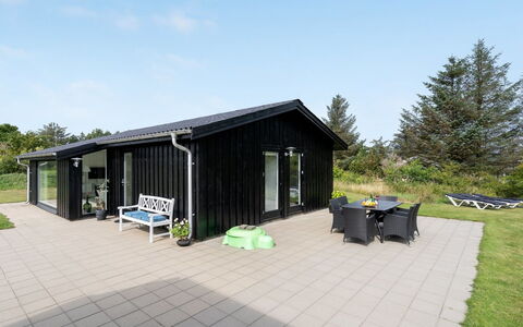 Thilde - 800M from the Sea: Plant Community, Sunlight, Herbaceous Plant, Garden, Plantation, Agriculture, Farm