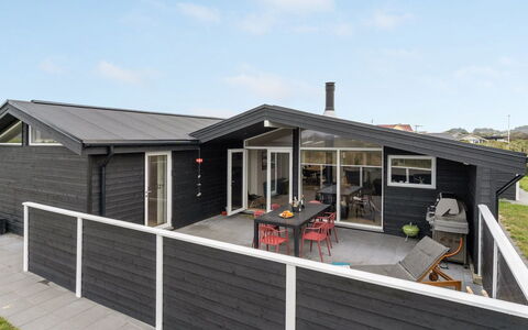 Eevert - 300M from the Sea: Plant Community, Sunlight, Herbaceous Plant, Garden, Plantation, Agriculture, Farm