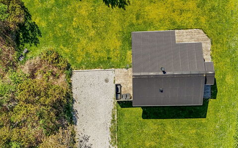 Freija - 719M from the Sea: Building, House, Wood, Home, Roof, Cottage, Residential Area, Shrub, Architecture