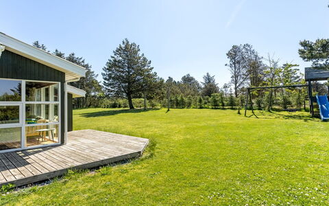 Freija - 719M from the Sea: Cottage, Shed, Hut, Farmhouse, Prairie, Shack, Barn, Log Cabin, Garden Buildings