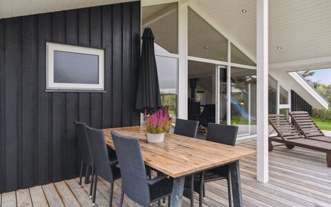 Herbiorn - 403M from the Sea: Flooring, Wall, Floor, Interior Design, Wood, Ceiling, Wood Flooring, Lighting, Furniture, Laminate Flooring