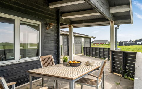 Sinnika - 75M from the Sea: House, Home, Door, Roof, Cottage, Estate, Garden, Shade, Siding, Yard