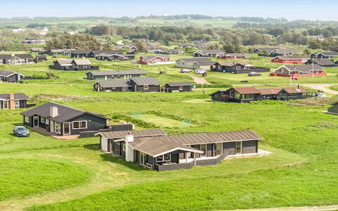 Sinnika - 75M from the Sea: House, Home, Door, Roof, Cottage, Estate, Garden, Shade, Siding, Yard