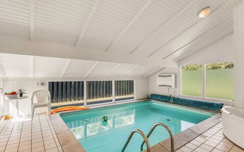 Franka - 950M from the Sea: Flooring, Floor, Ceiling, Interior Design, Furniture, Resort, Swimming Pool, Chair, Hotel, Design