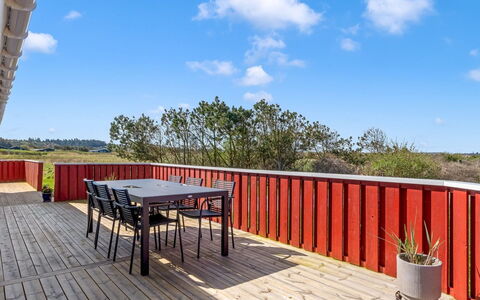Skrallan - 400M from the Sea: Architecture, Roof, Home, Composite Material, Daylighting, Siding, Driveway