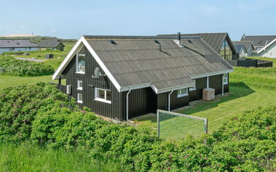 Ananda - 245M from the Sea