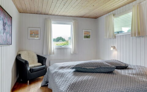 Sorja - 420M from the Sea: Bed, Bedroom, Interior Design, Bedding, Bed Sheet, Furniture, Wood, Ceiling, Flooring, Floor
