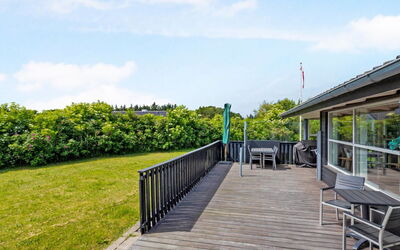 Tatyana - 1.0Km from the Sea